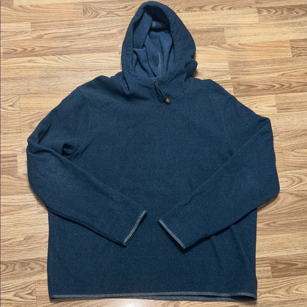 EUC Merrell Navy Hooded Sweater
